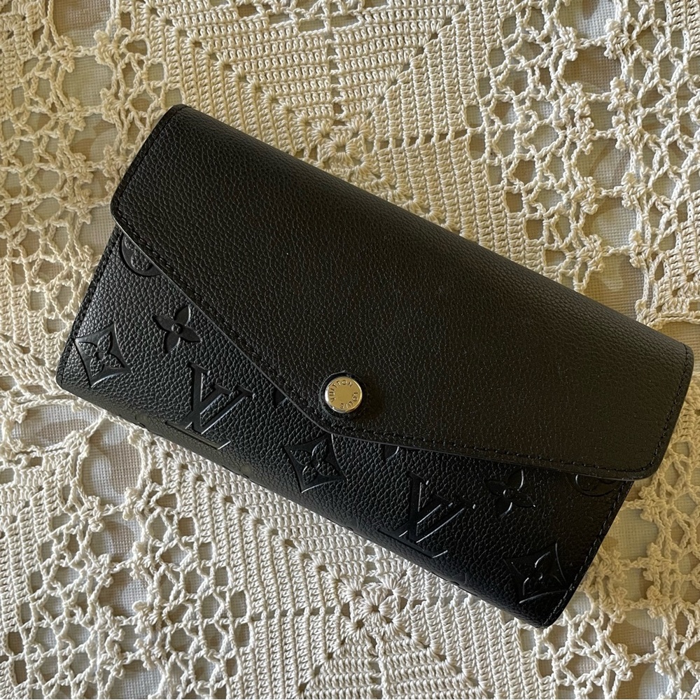 Louis Vuitton Monogram Empreinte Sarah wallet. Authentic but no receipt or box!